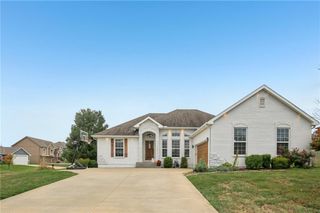 1253 Vivian Drive, Warrensburg, MO 64093