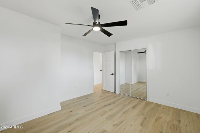 215 S 82ND Way, Mesa, AZ 85208