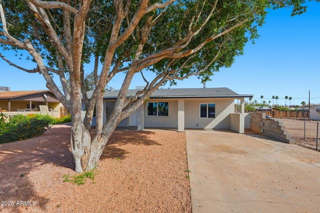 215 S 82ND Way, Mesa, AZ 85208