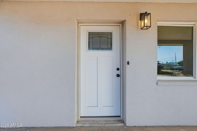 215 S 82ND Way, Mesa, AZ 85208