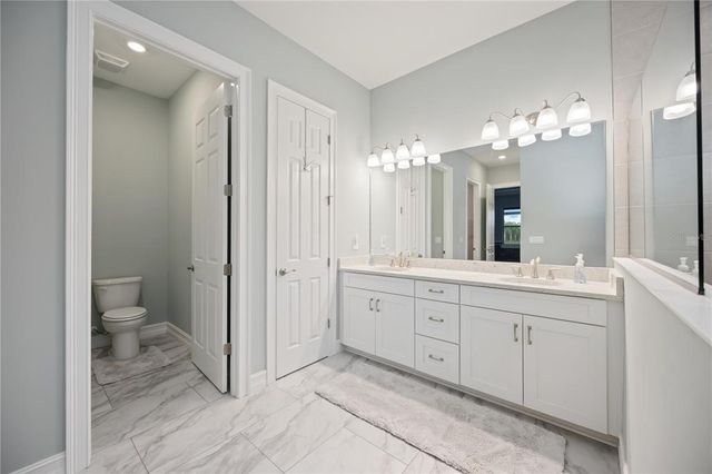 645 MARAVIYA BOULEVARD, Nokomis, FL 34275