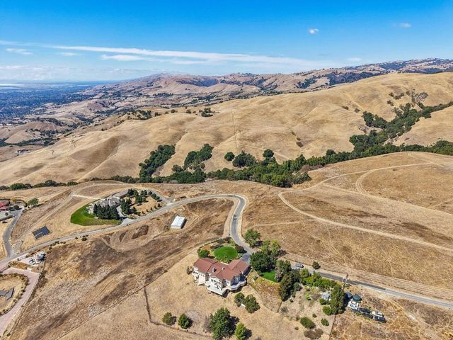 4014 Higuera Highland Lane, San Jose, CA 95148