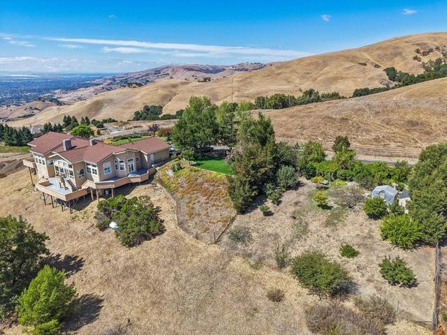 4014 Higuera Highland Lane, San Jose, CA 95148