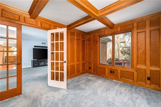 119 Blazing Star Dr, Penn Twp, PA 16002