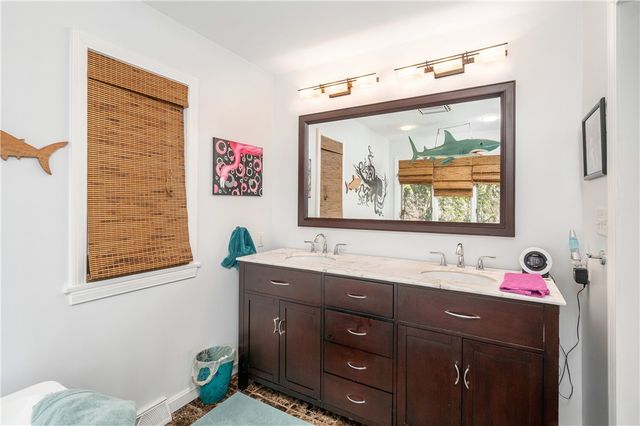 119 Blazing Star Dr, Penn Twp, PA 16002