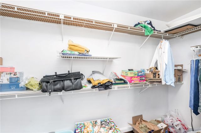 119 Blazing Star Dr, Penn Twp, PA 16002