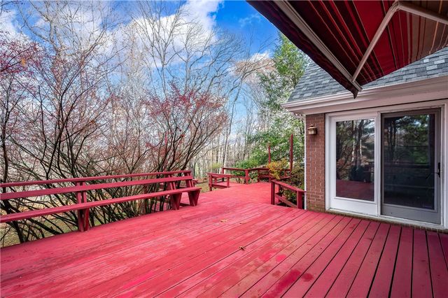 119 Blazing Star Dr, Penn Twp, PA 16002