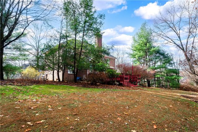 119 Blazing Star Dr, Penn Twp, PA 16002