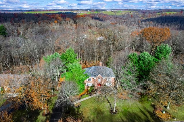 119 Blazing Star Dr, Penn Twp, PA 16002