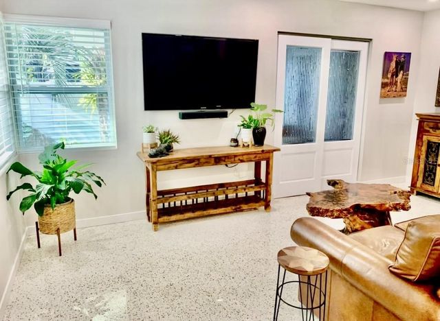 2472 CORONADO WAY, Dunedin, FL 34698