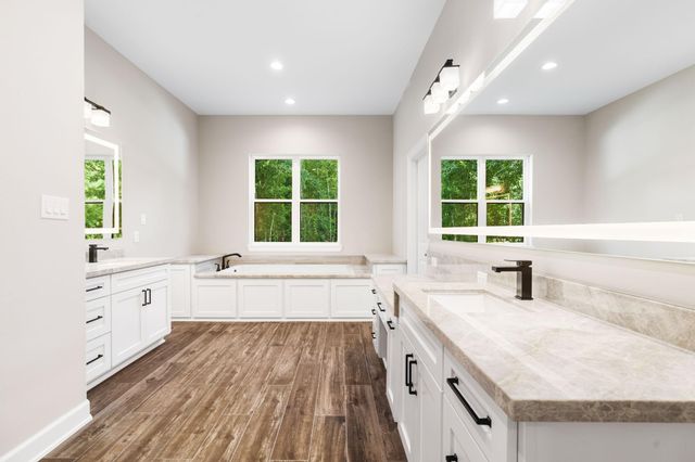 7111 Lorna Road, Montgomery, TX 77316