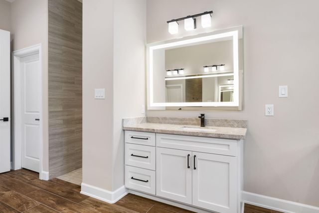 7111 Lorna Road, Montgomery, TX 77316