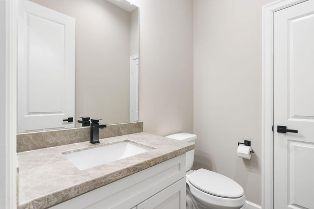 7111 Lorna Road, Montgomery, TX 77316