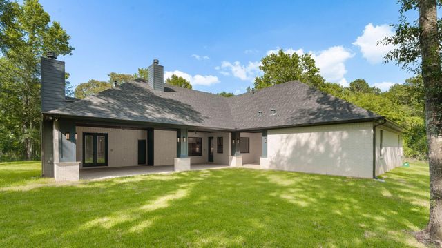 7111 Lorna Road, Montgomery, TX 77316