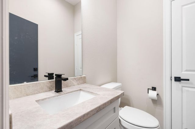 7111 Lorna Road, Montgomery, TX 77316