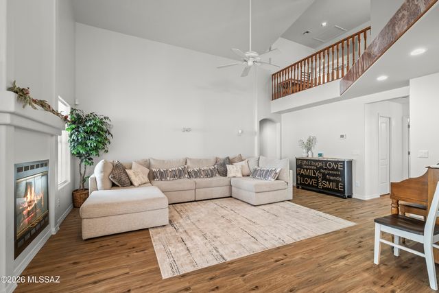 568 N Las Flores Drive, Oracle, AZ 85623
