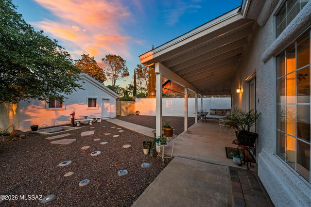 568 N Las Flores Drive, Oracle, AZ 85623