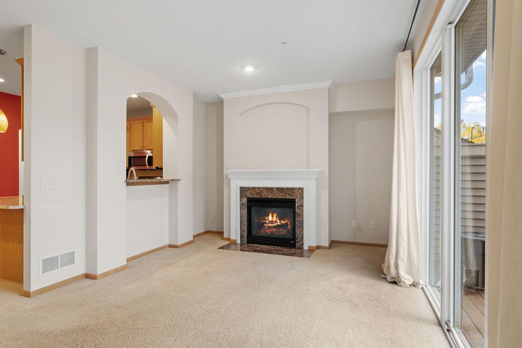 11212 Kinsley Street, Eden Prairie, MN 55344 — photo 5