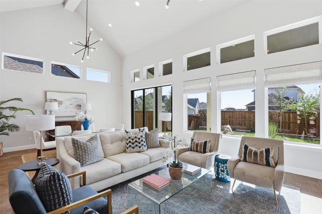 2209 Sandrellan Street, Fort Worth, TX 76008