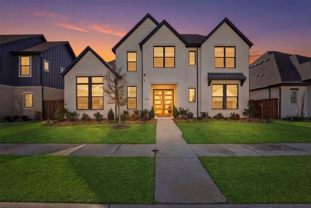 2209 Sandrellan Street, Fort Worth, TX 76008