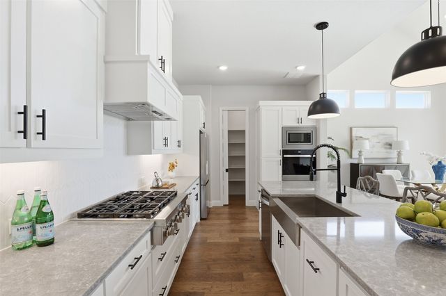 2209 Sandrellan Street, Fort Worth, TX 76008