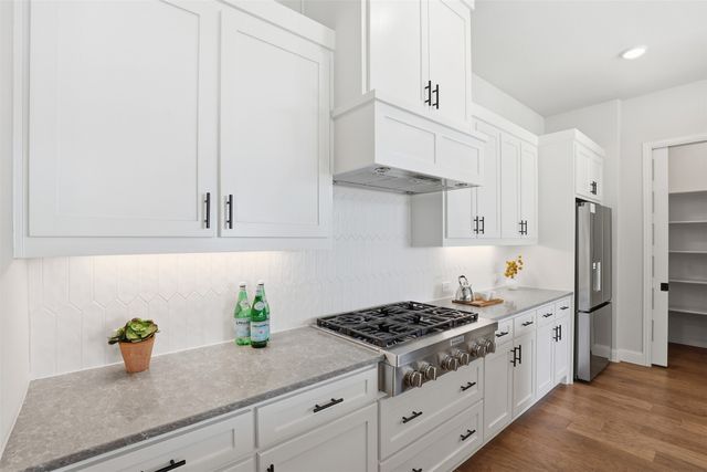 2209 Sandrellan Street, Fort Worth, TX 76008