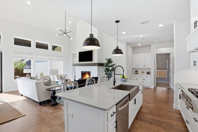 2209 Sandrellan Street, Fort Worth, TX 76008