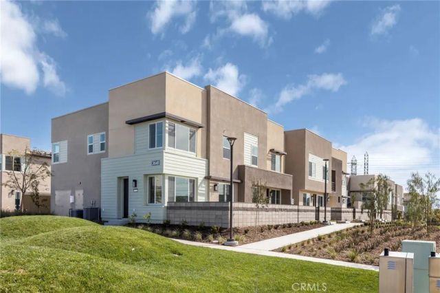 3648 S. Eichler Paseo 5, Ontario, CA 91761