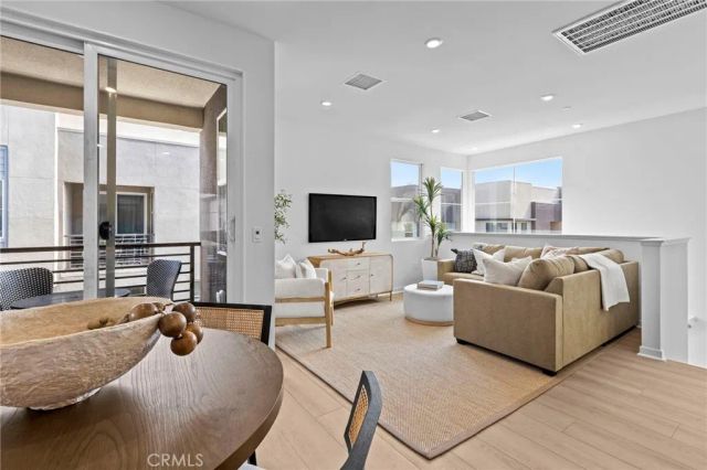 3648 S. Eichler Paseo 5, Ontario, CA 91761