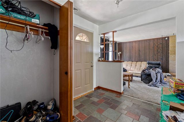 179 Ivory Ave, Summer Hill, PA 15214