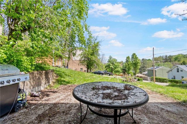 179 Ivory Ave, Summer Hill, PA 15214