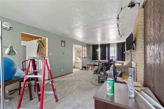 179 Ivory Ave, Summer Hill, PA 15214