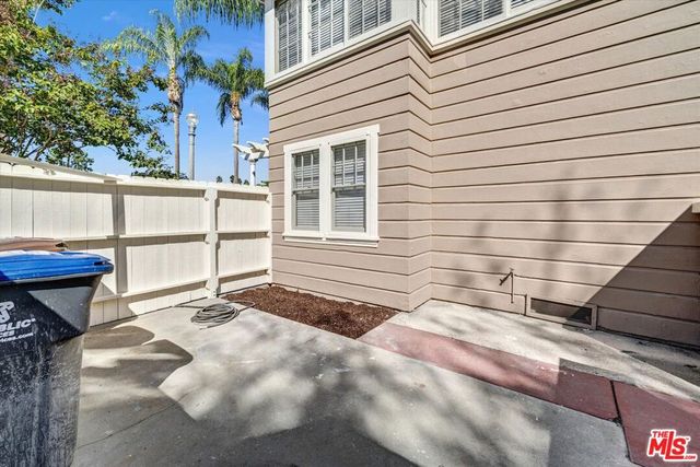 325 N Olive Street, Anaheim, CA 92805