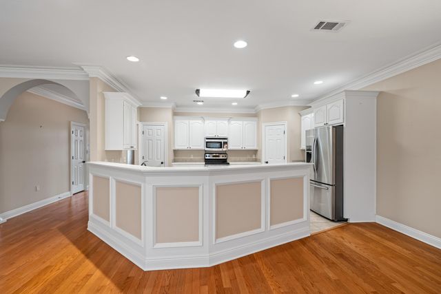 6 Beauregard Dr., Hattiesburg, MS 39402