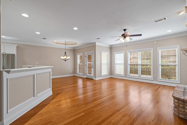6 Beauregard Dr., Hattiesburg, MS 39402