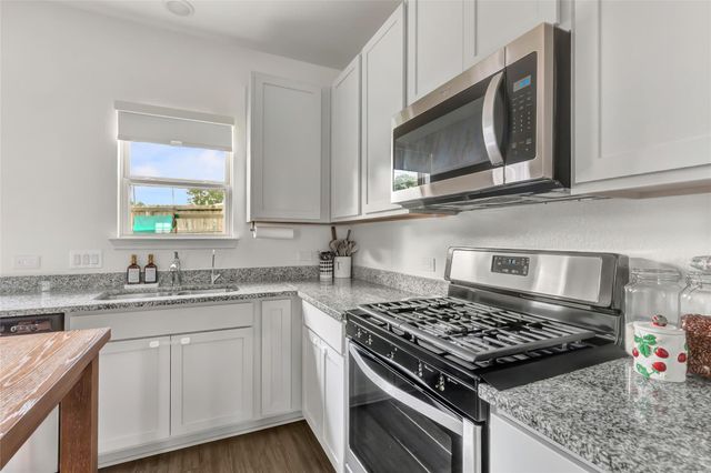 814 Redinger Ridge Drive, Houston, TX 77336