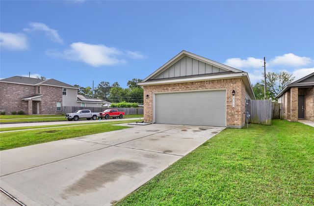814 Redinger Ridge Drive, Houston, TX 77336