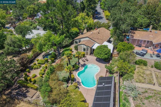 861 Holly Hill Dr, Walnut Creek, CA 94596