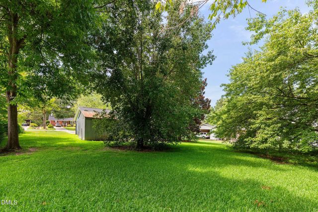 906 Vandora Avenue, Garner, NC 27529