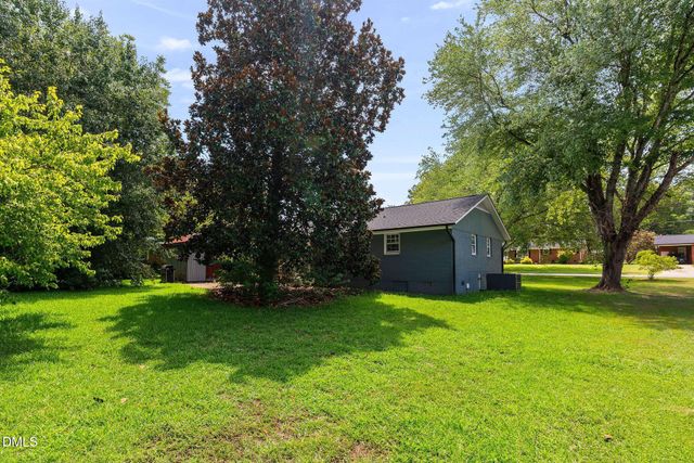 906 Vandora Avenue, Garner, NC 27529