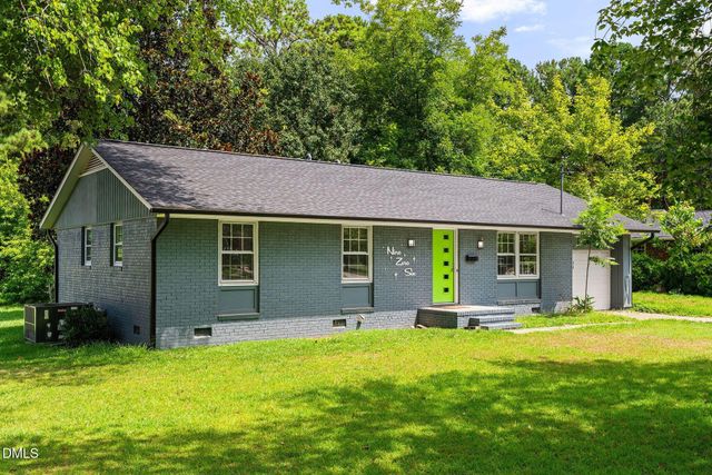 906 Vandora Avenue, Garner, NC 27529