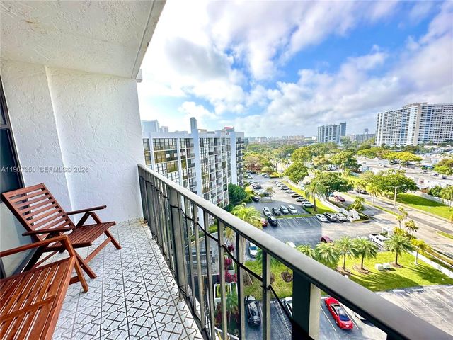 800 Parkview Dr 1007, Hallandale Beach, FL 33009