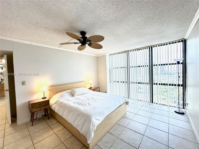 800 Parkview Dr 1007, Hallandale Beach, FL 33009