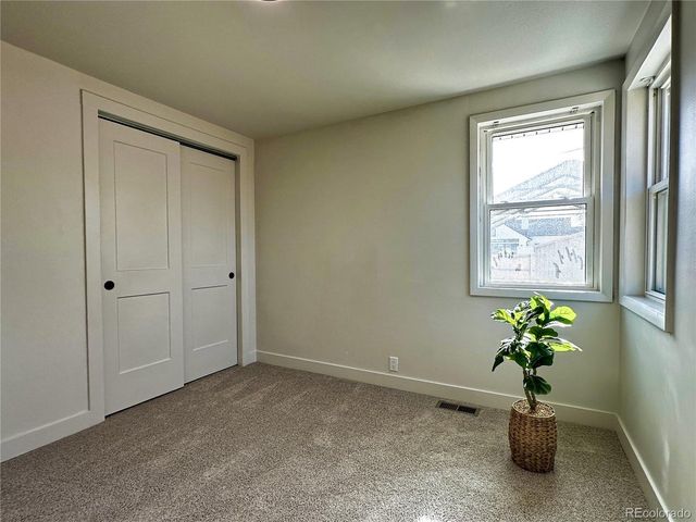 5440 W 5th Ave, Lakewood, CO 80226