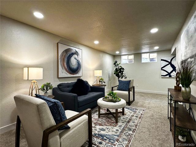 5440 W 5th Ave, Lakewood, CO 80226