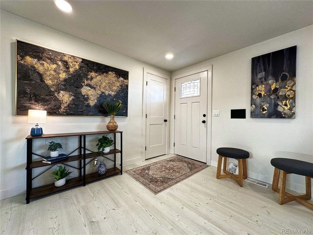 5440 W 5th Ave, Lakewood, CO 80226