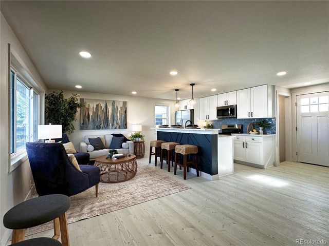 5440 W 5th Ave, Lakewood, CO 80226