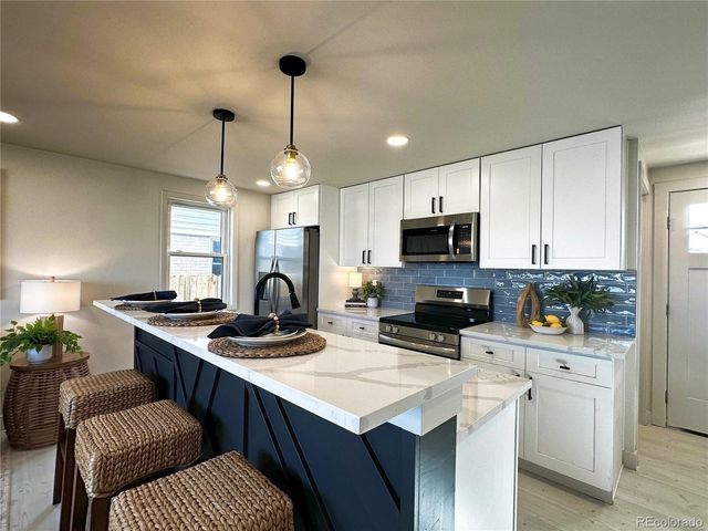 5440 W 5th Ave, Lakewood, CO 80226