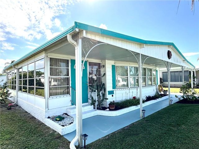 26212 Colony RD, Bonita Springs, FL 34135