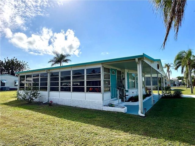 26212 Colony RD, Bonita Springs, FL 34135